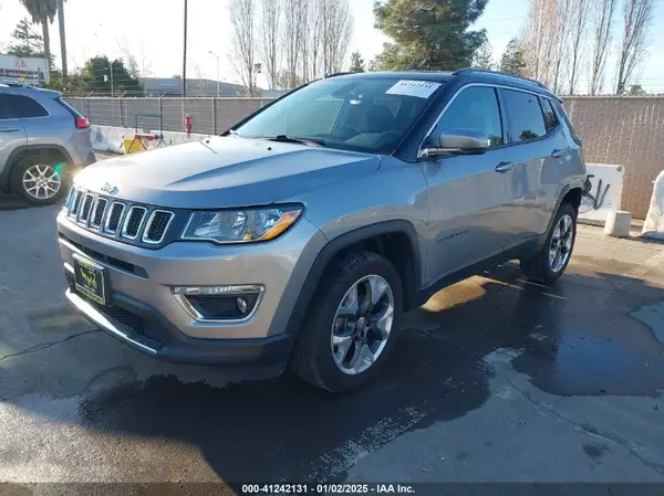 3C4NJDCB7KT690830 2019 JEEP COMPASS - Image 2