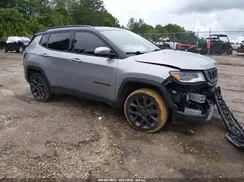 3C4NJDCB7KT697339 2019 JEEP COMPASS