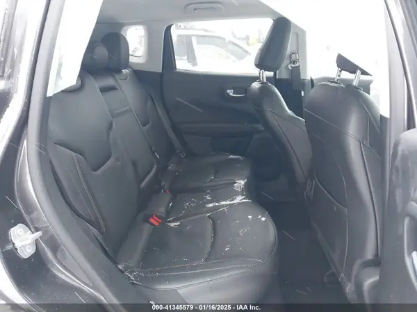 3C4NJDCB7KT742179 2019 JEEP COMPASS - Image 8