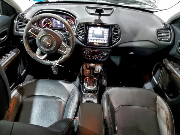 3C4NJDCB7KT753165 2019 JEEP COMPASS - Image 8