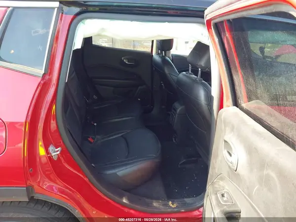 3C4NJDCB7KT766448 2019 JEEP COMPASS - Image 8
