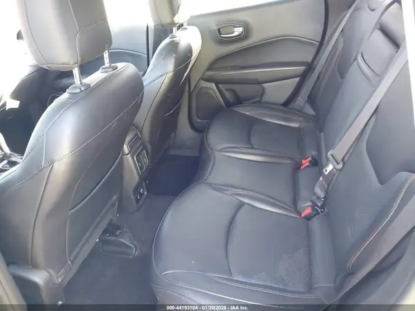 3C4NJDCB7KT766952 2019 JEEP COMPASS - Image 8