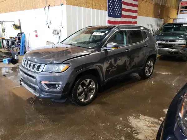 3C4NJDCB7KT771682 2019 JEEP COMPASS - Image 1
