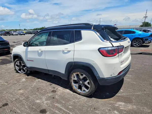 3C4NJDCB7KT780687 2019 JEEP COMPASS - Image 2