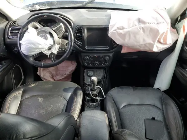 3C4NJDCB7KT800968 2019 JEEP COMPASS - Image 8