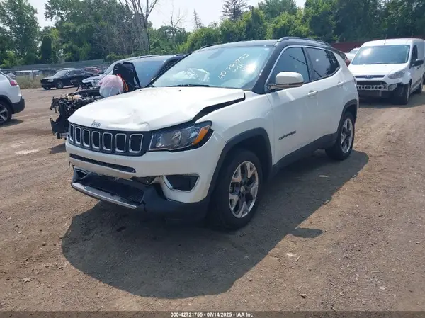 3C4NJDCB7KT827166 2019 JEEP COMPASS - Image 2