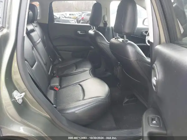 3C4NJDCB7KT843304 2019 JEEP COMPASS - Image 8