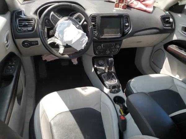 3C4NJDCB7LT116942 2020 JEEP COMPASS - Image 8