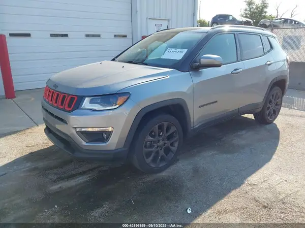 3C4NJDCB7LT142621 2020 JEEP COMPASS - Image 2