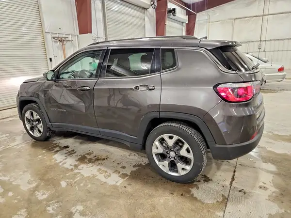 3C4NJDCB7LT155899 2020 JEEP COMPASS - Image 2