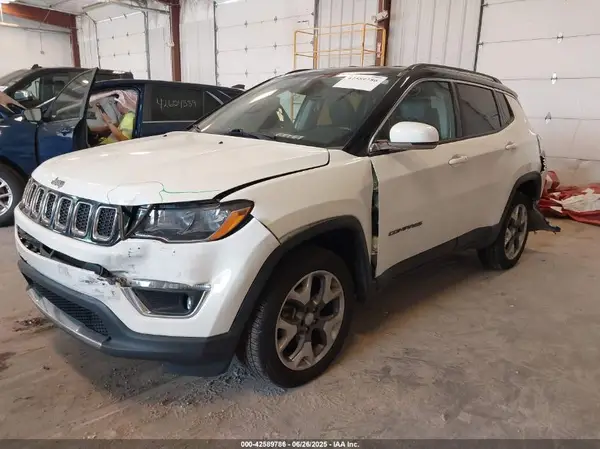 3C4NJDCB7LT228513 2020 JEEP COMPASS - Image 2