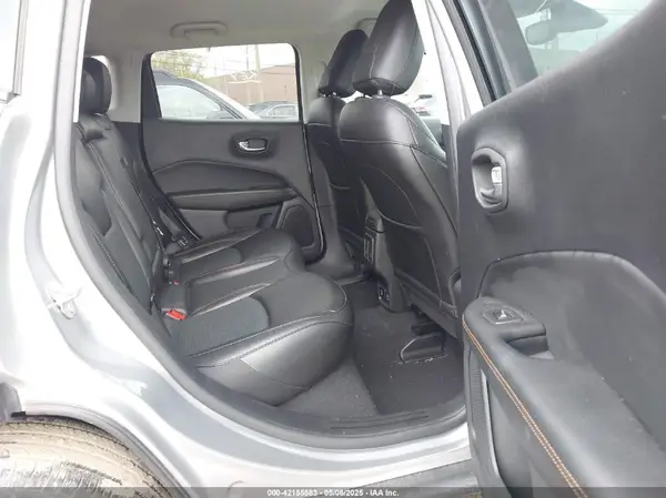 3C4NJDCB7LT233985 2020 JEEP COMPASS - Image 8