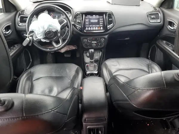 3C4NJDCB7LT239205 2020 JEEP COMPASS - Image 8
