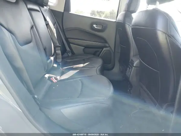 3C4NJDCB7MT506795 2021 JEEP COMPASS - Image 8