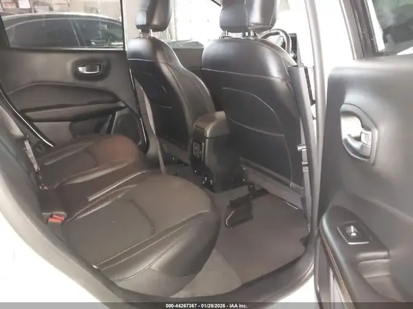 3C4NJDCB7MT581416 2021 JEEP COMPASS - Image 8