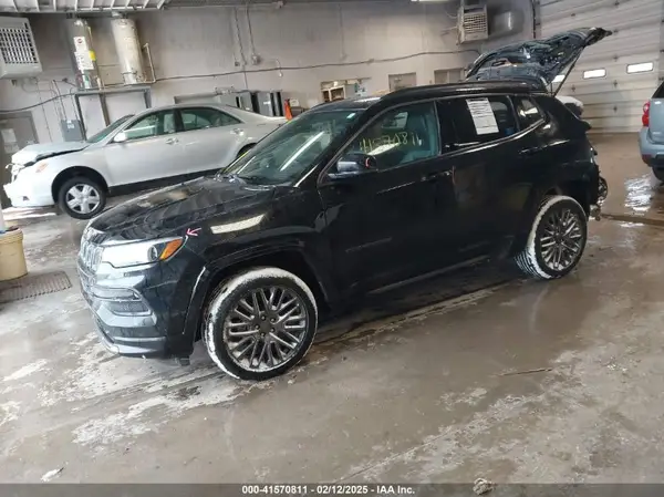 3C4NJDCB7NT100453 2022 JEEP COMPASS - Image 2