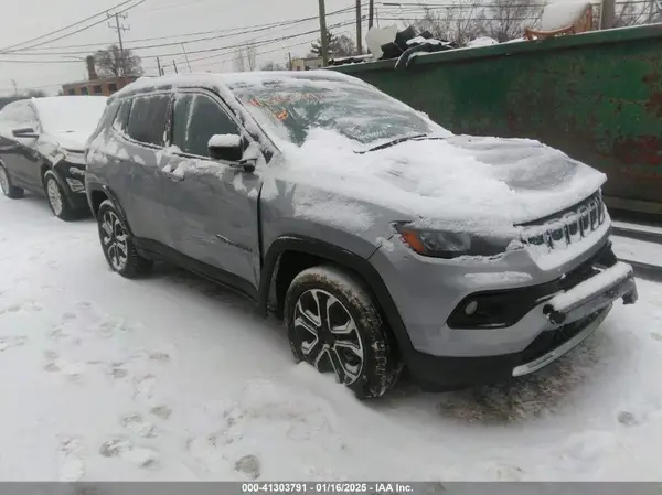 3C4NJDCB7NT104499 2022 JEEP COMPASS - Image 1