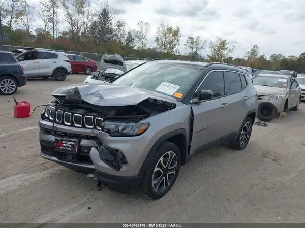 3C4NJDCB7NT112019 2022 JEEP COMPASS - Image 2