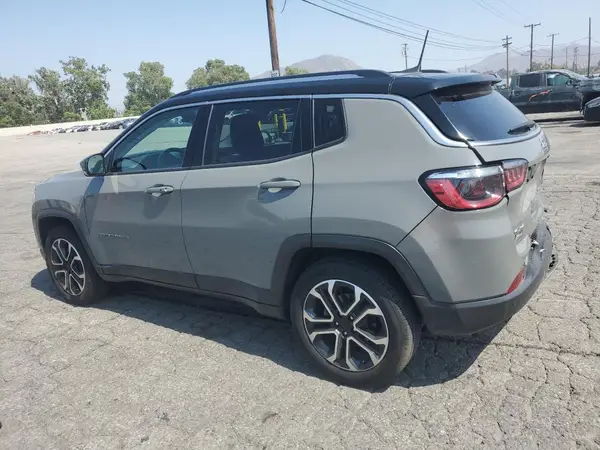 3C4NJDCB7NT117219 2022 JEEP COMPASS - Image 2
