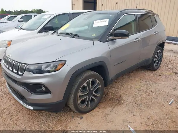3C4NJDCB7NT126888 2022 JEEP COMPASS - Image 2