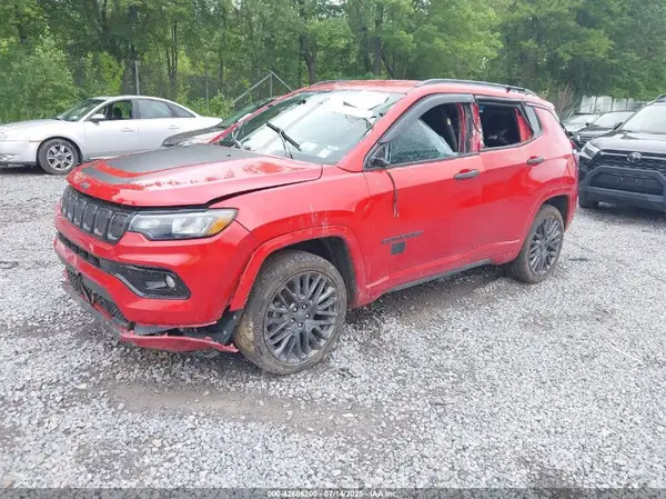 3C4NJDCB7NT136109 2022 JEEP COMPASS - Image 2