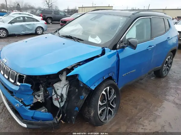 3C4NJDCB7NT146252 2022 JEEP COMPASS - Image 2