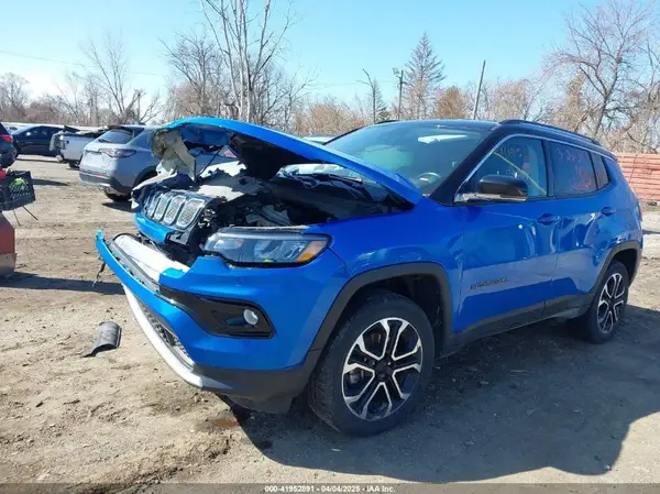 3C4NJDCB7NT185777 2022 JEEP COMPASS - Image 2