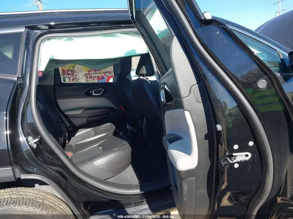 3C4NJDCB7NT193748 2022 JEEP COMPASS - Image 8