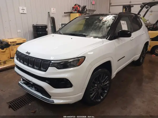 3C4NJDCB7NT203288 2022 JEEP COMPASS - Image 2
