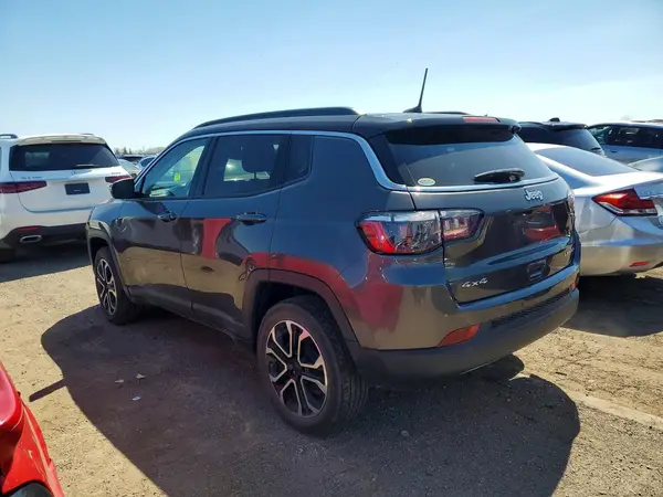 3C4NJDCB7NT223735 2022 JEEP COMPASS - Image 2