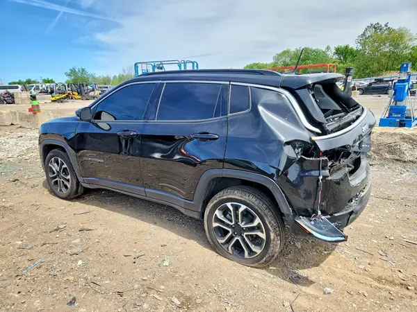 3C4NJDCB7NT232208 2022 JEEP COMPASS - Image 2