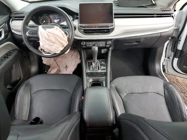 3C4NJDCB7NT232810 2022 JEEP COMPASS - Image 8
