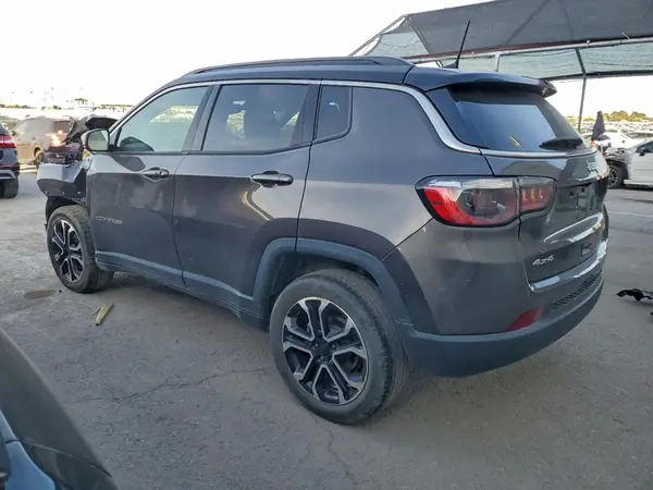 3C4NJDCB7NT232998 2022 JEEP COMPASS - Image 2