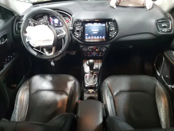 3C4NJDCB8HT628796 2017 JEEP COMPASS - Image 8