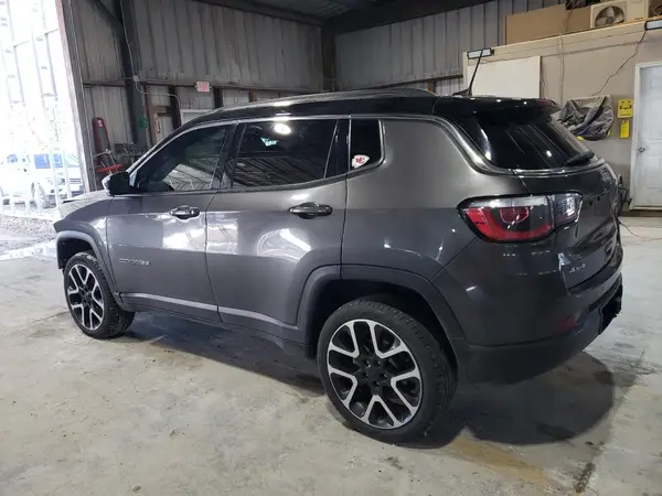 3C4NJDCB8HT641094 2017 JEEP COMPASS - Image 2