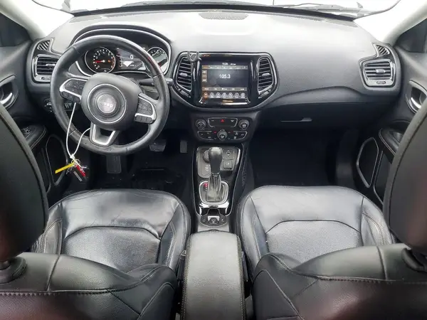3C4NJDCB8JT100780 2018 JEEP COMPASS - Image 8