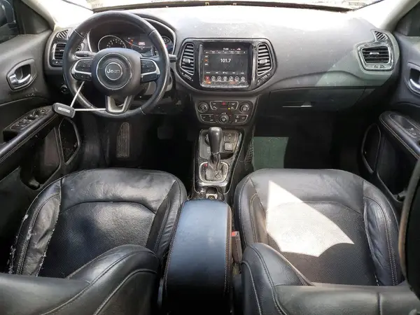 3C4NJDCB8JT163653 2018 JEEP COMPASS - Image 8