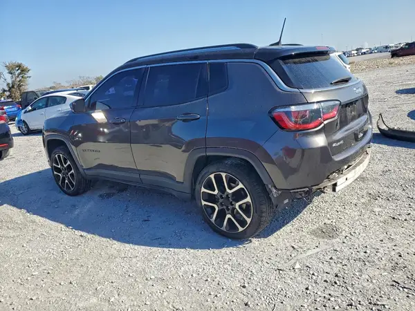 3C4NJDCB8JT175950 2018 JEEP COMPASS - Image 2