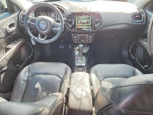 3C4NJDCB8JT190478 2018 JEEP COMPASS - Image 8