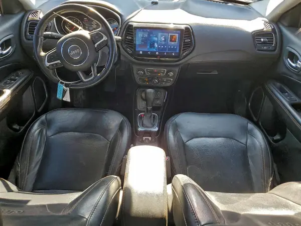 3C4NJDCB8JT199374 2018 JEEP COMPASS - Image 8