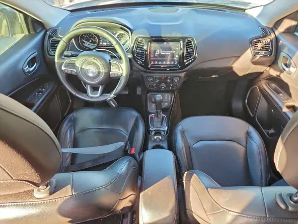 3C4NJDCB8JT200250 2018 JEEP COMPASS - Image 8