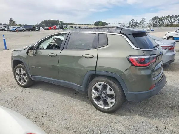 3C4NJDCB8JT207165 2018 JEEP COMPASS - Image 2