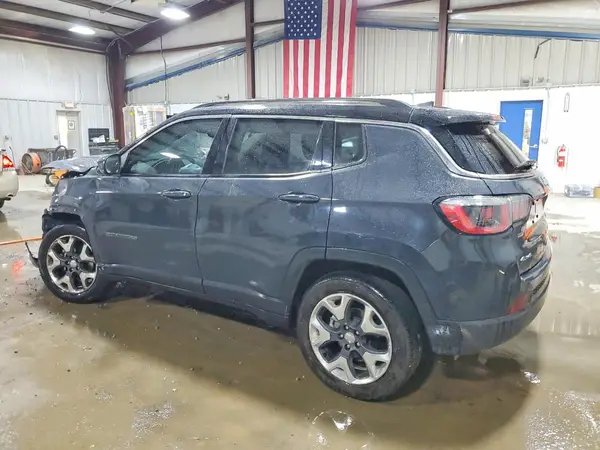 3C4NJDCB8JT231823 2018 JEEP COMPASS - Image 2