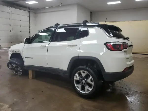3C4NJDCB8JT245348 2018 JEEP COMPASS - Image 2