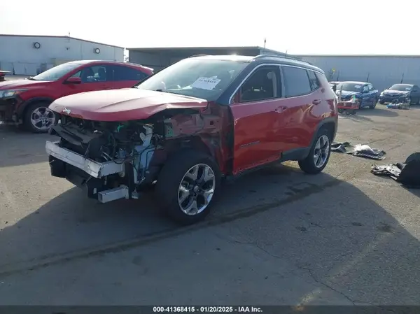 3C4NJDCB8JT264174 2018 JEEP COMPASS - Image 2