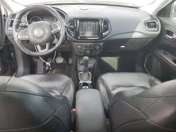 3C4NJDCB8JT264501 2018 JEEP COMPASS - Image 8