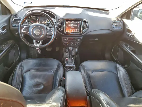 3C4NJDCB8JT264966 2018 JEEP COMPASS - Image 8