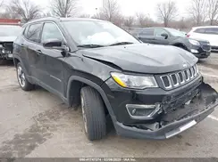 3C4NJDCB8JT307296 2018 JEEP COMPASS