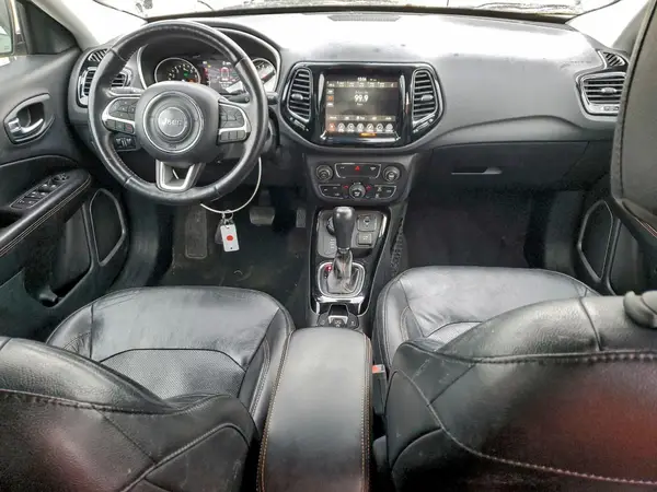 3C4NJDCB8JT328116 2018 JEEP COMPASS - Image 8