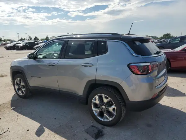 3C4NJDCB8JT330626 2018 JEEP COMPASS - Image 2